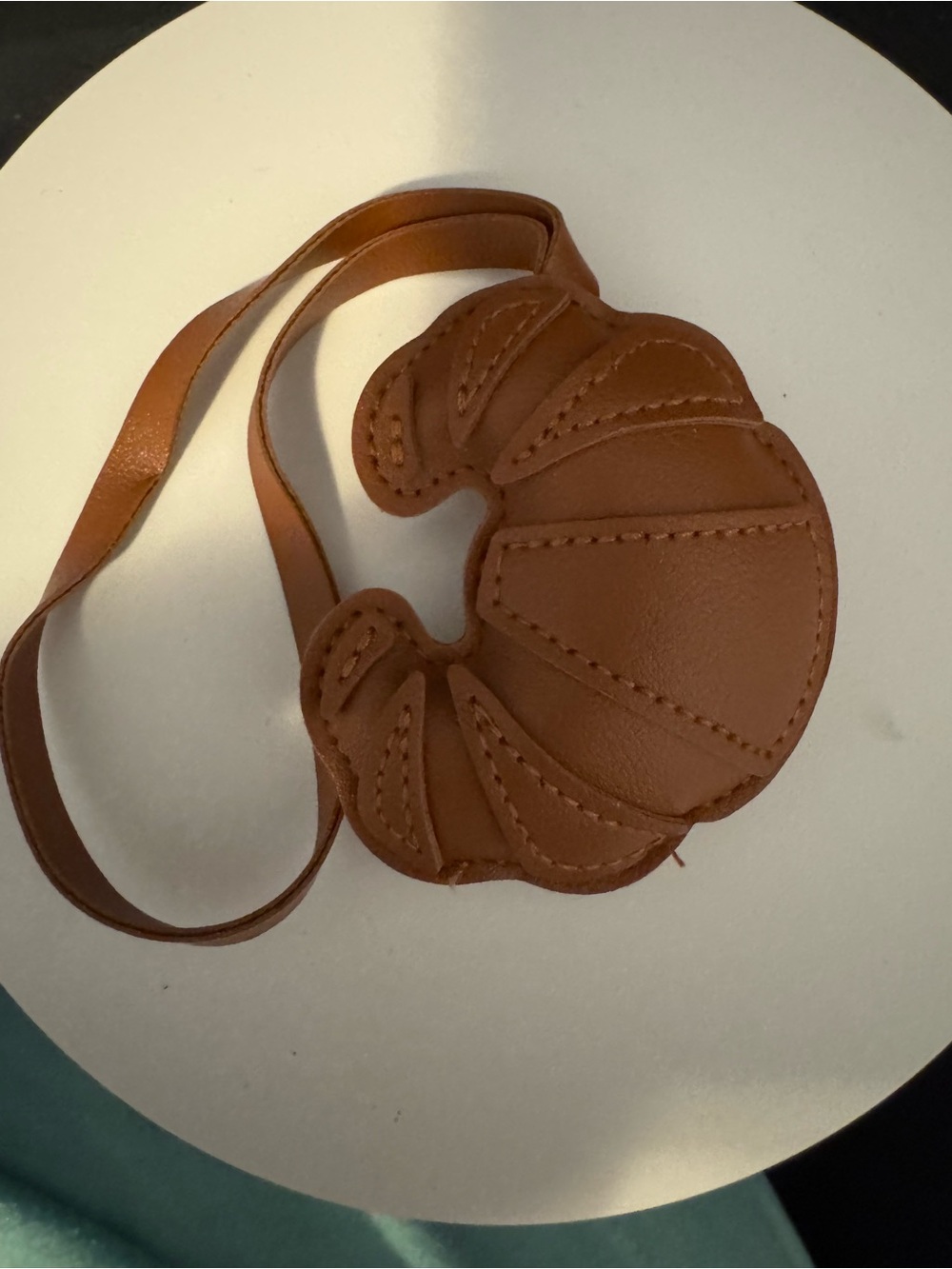 Fashion PU Leather Croissant Shape Keychain